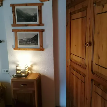 Casetta In Val Di Nyaraló